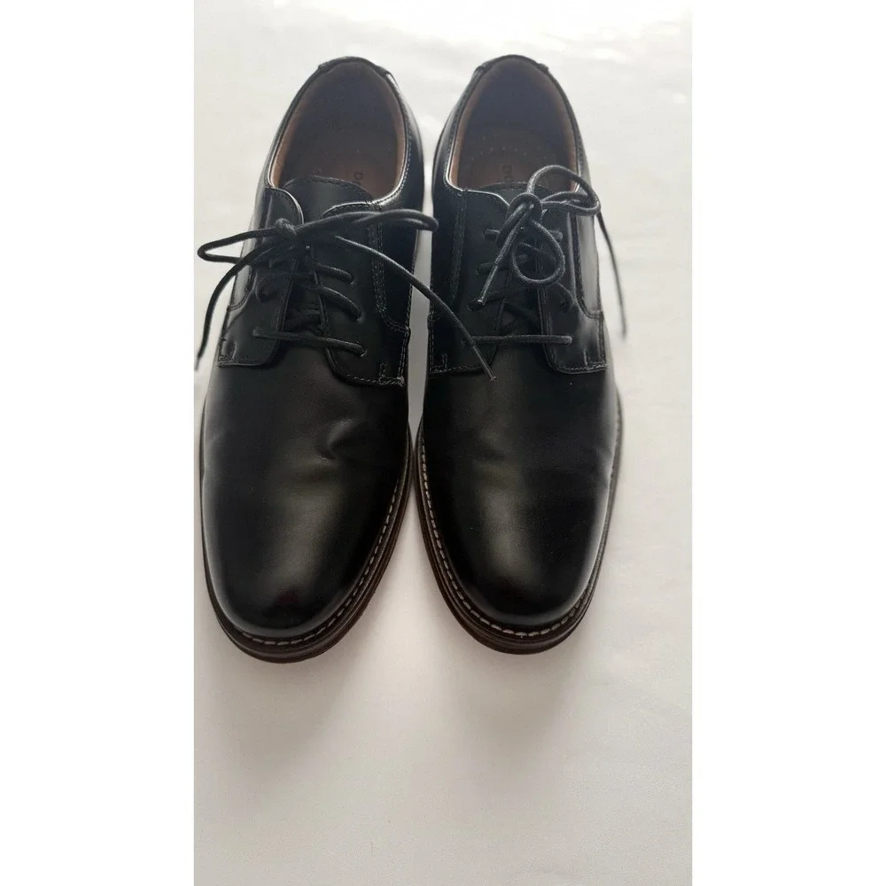 Men's Shoes Size 8 M Black Leather Model #79224715 Gently Used-Dockers Good Cond
